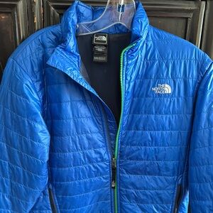 The North Face Blue Puffer Jacket Insulated Weather-Resistant barely worn !!!!